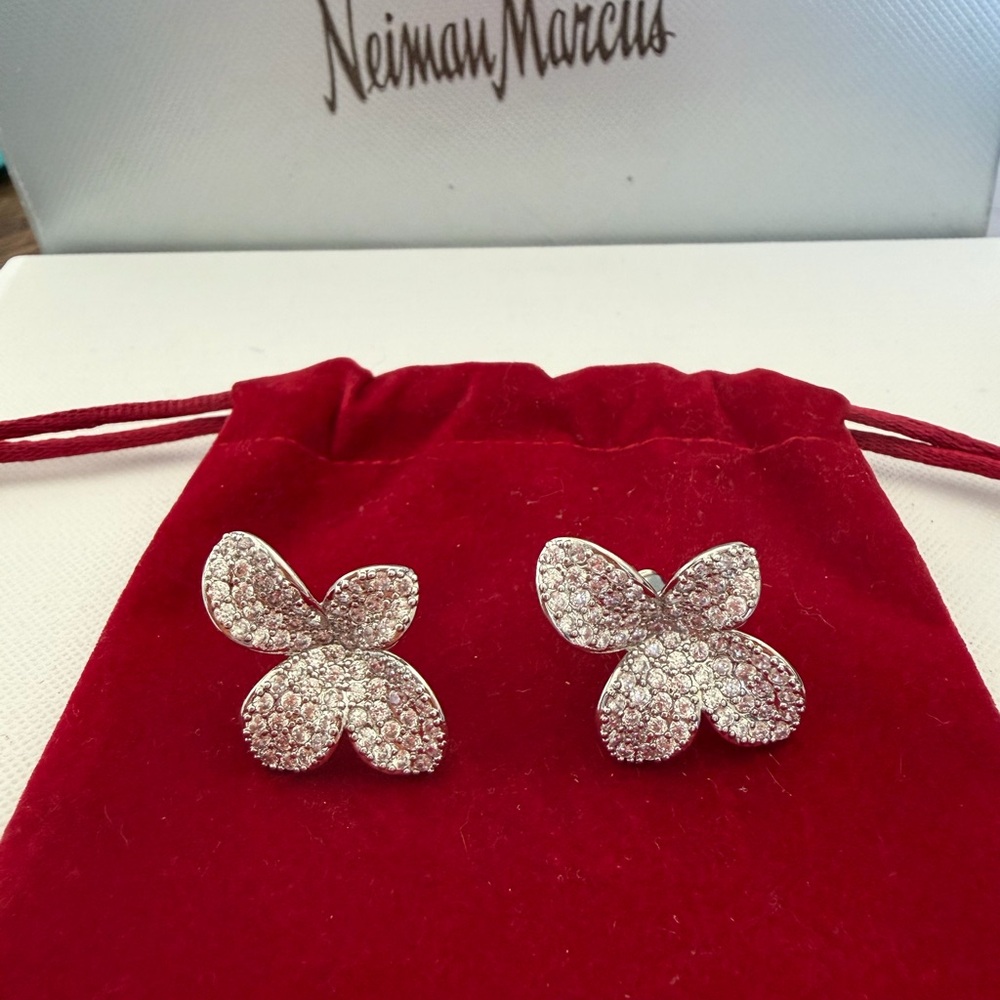 SEGRETI Petite Flower Earrings 14k LUXURY